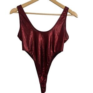 Shane Justin Runway Bodysuit SZ Large Glittery Red Curve Emphasizing NWT